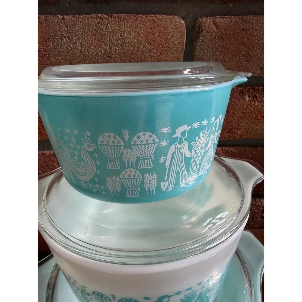 Vintage Pyrex Amish Butterprint Casserole Dishes Set, Turquoise Milk Glass
